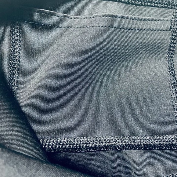 🖤ADIDAS Small Black 3/4 Capri Climate Legging🖤🆕 - Picture 5 of 10